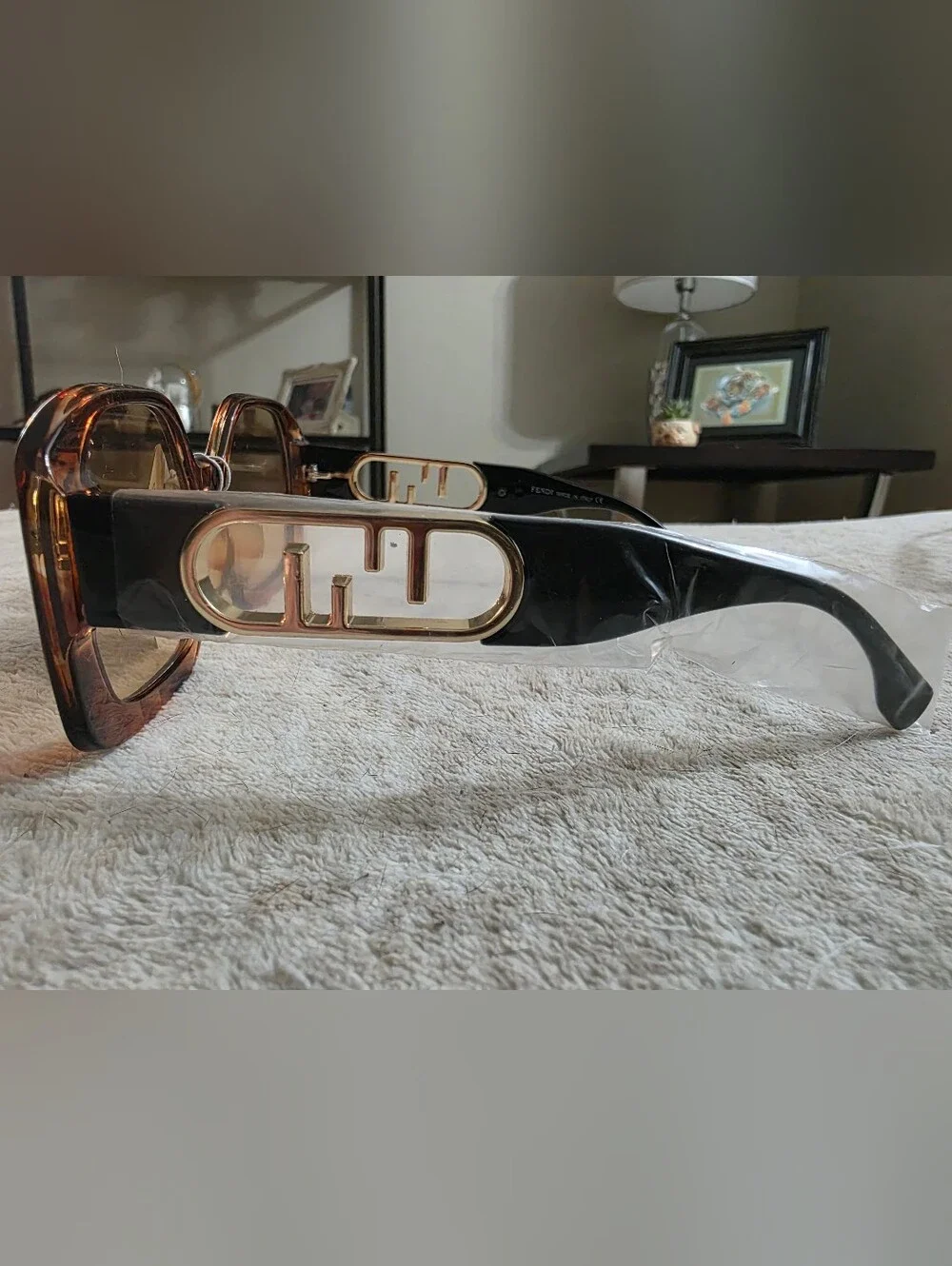 Fashion Women's Brown Tortoiseshell Square Sunglasses